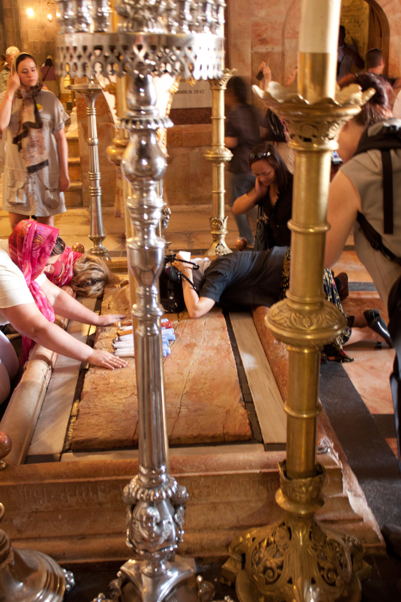 Women in Jerusalem rejoicing Women in Jerusalem rejoicing