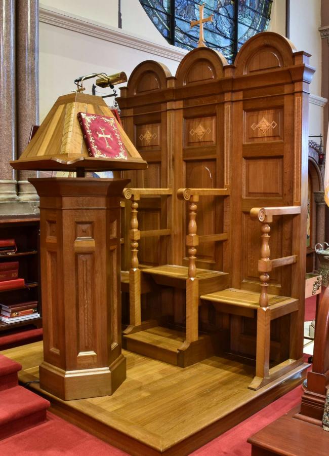 Greek-style Chant Stand Greek-style Chant Stand