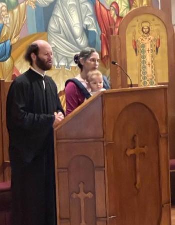 Sarah at the Chant Stand