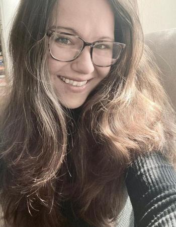 Kelly Annestrand headshot